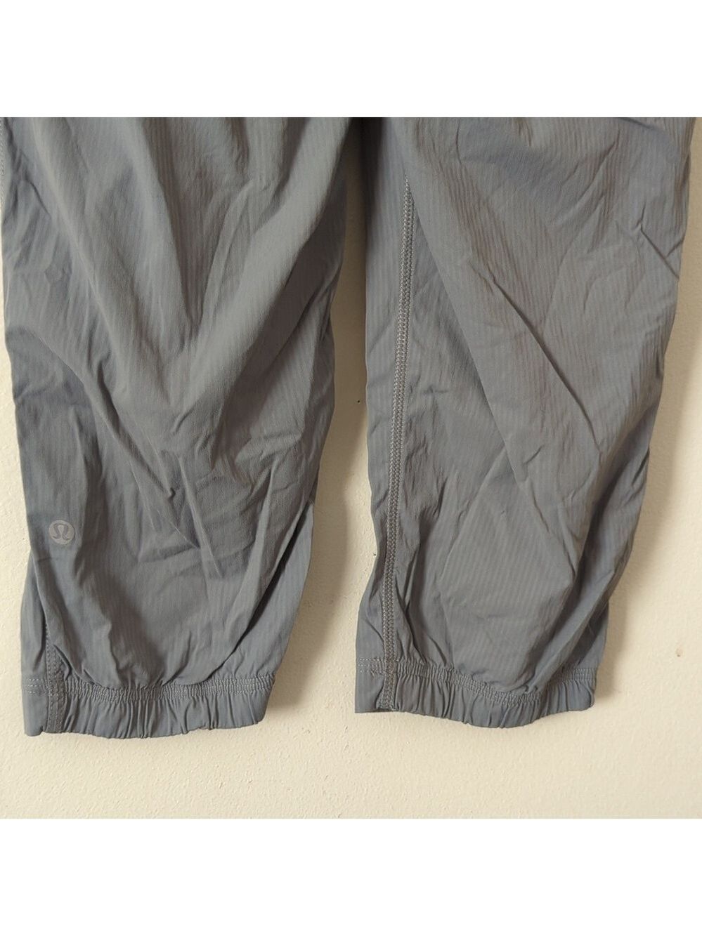 Lululemon Dance Studio Crop  Unlined - Picture 8 of 11